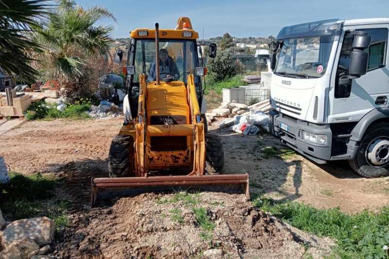 OmecoHub - Immagine JCB 2CX